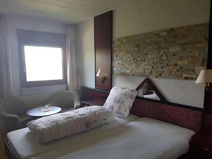 Bedroom 4, Hotel zur Engelsburg, Neuwied