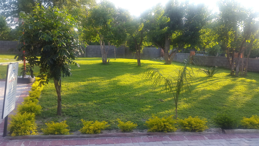 Others 4, Maun Executive Inn, Ngamiland East