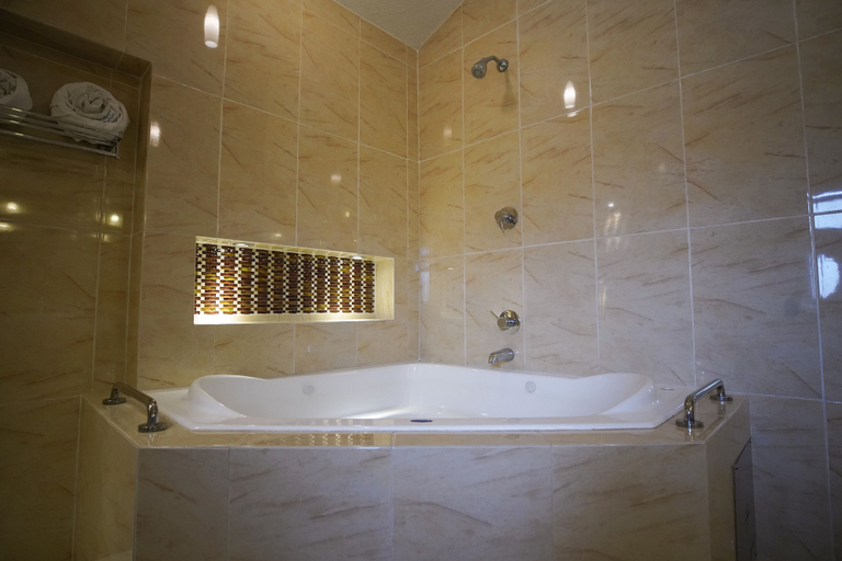 Bathroom 3, Hotel Arrecife de Coral, San Cristóbal de las Casas