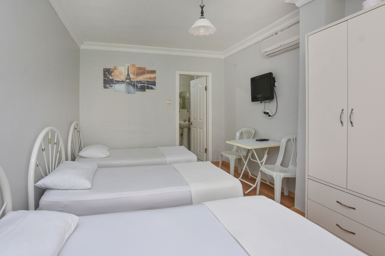 Bedroom 4, Yade Apart Pansiyon, Ayvalık
