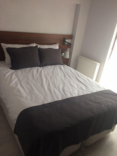 Bedroom 3, Bektas Karagol Otel, Bulancak