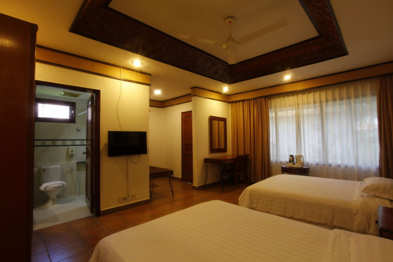 Bedroom 3, Kukup Golf Resort, Pontian