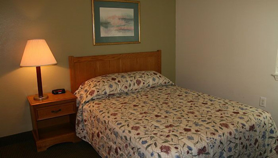 Bedroom 2, Affordable Suites Lexington, Davidson