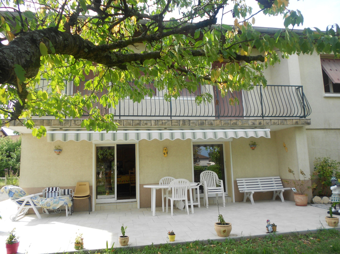 Exterior & Views 2, Chez Colombine, Rhône
