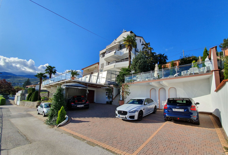 Exterior & Views 2, Villa Roses Apartments & Wellness, Opatija/Veprinac