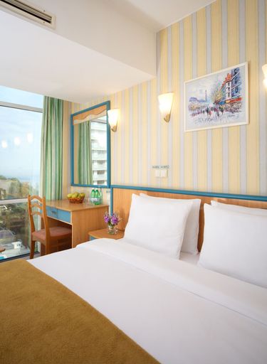 Bedroom 3, City Park Hotel Sochi, Sochi gorsovet