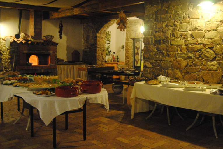 Food & Drinks 4, Casale Santa Rosalia, Salerno