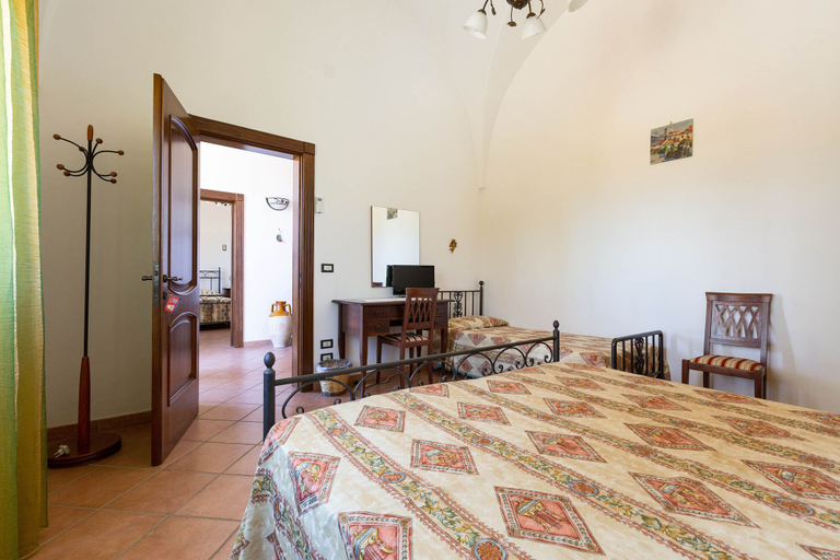 Room 2, 1880 Villa Itaca Garden - Appartamento Rosa by Barbarhouse, Lecce