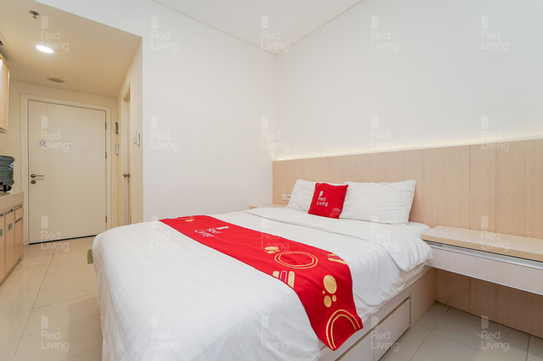 RedLiving Apartemen Parahyangan Residence - Anton Rooms, Bandung