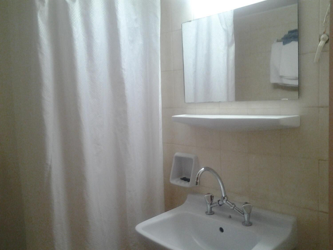 Bathroom 4, Oasis Hotel, South Aegean