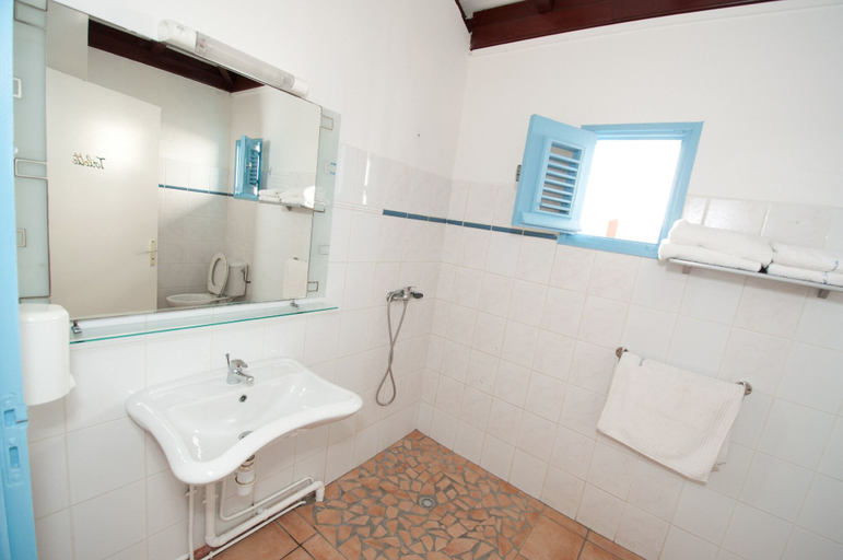 Bathroom 4, Jéricho Gîtes & Spa, Capesterre-de-Marie-Galante