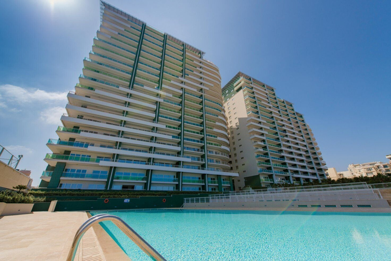 Exterior & Views 2, Luxury Apartment With Pool and Terrace, Top Location