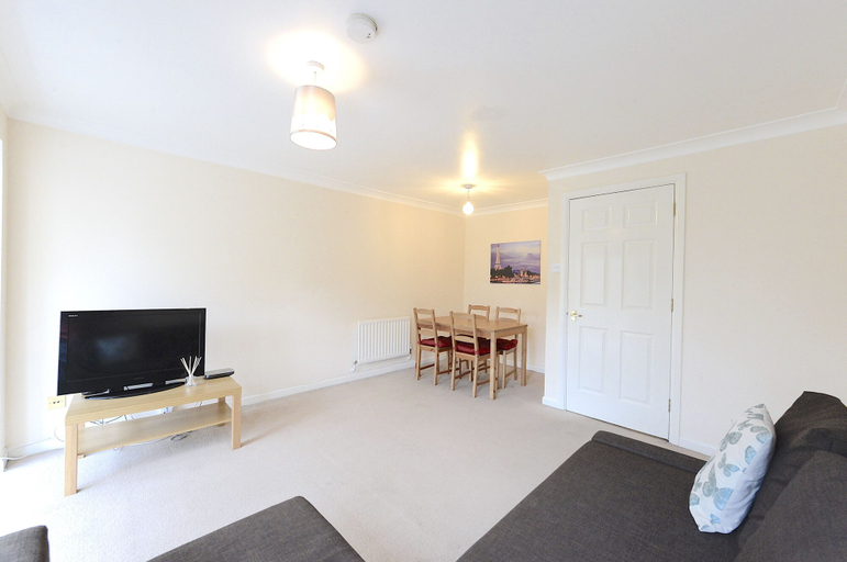 Others 4, Excel Townhouse, London