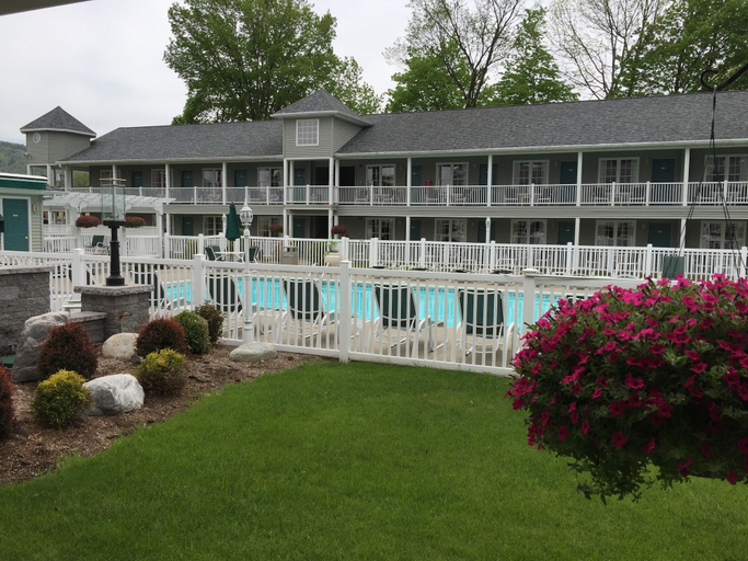 Exterior & Views 2, Quality Inn Lake George, Warren