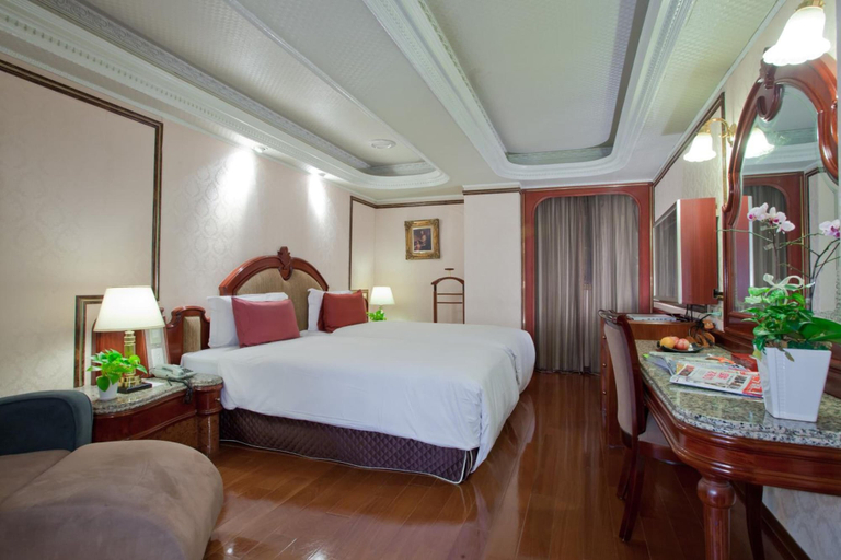Bedroom 4, Happiness Hotel, Taipei City