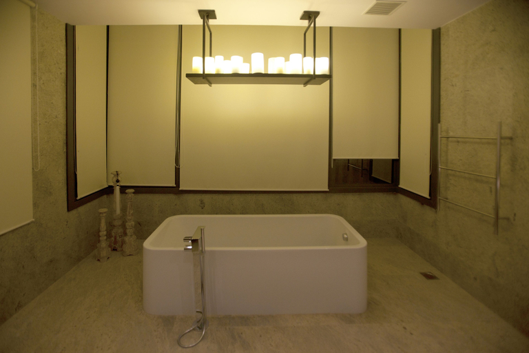 Bathroom, Prestige Golfshire Club, Bangalore Rural