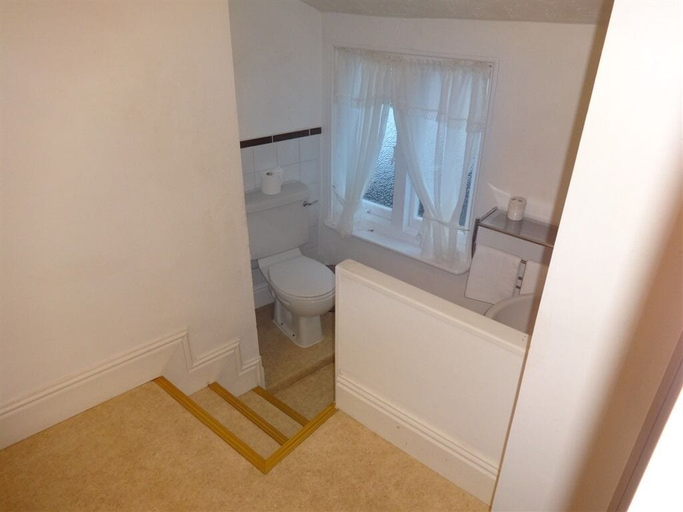 Others 5, The Quarrymans Rest, Devon