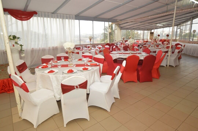 Food & Drinks 4, Hotel Jouvence 2000, Mfoundi