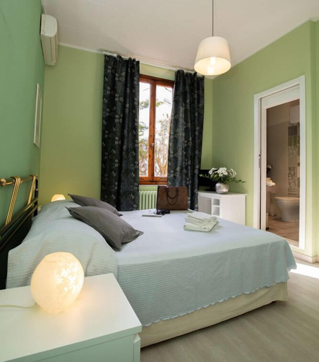 Bedroom 3, Hotel Alassio, Pistoia