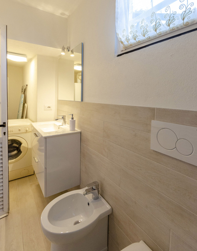 Bathroom 4, Il Rifugio di San Massimo, Genova