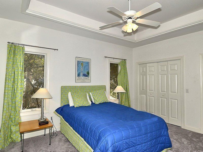 Bedroom 4, Hunt Club 5, Beaufort
