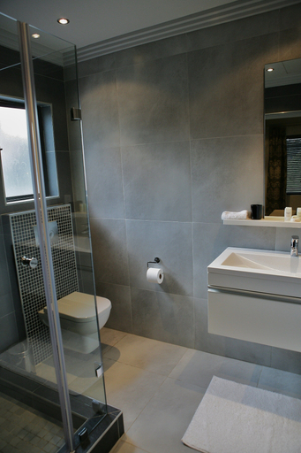 Bathroom 5, Villa Moyal, City of Johannesburg