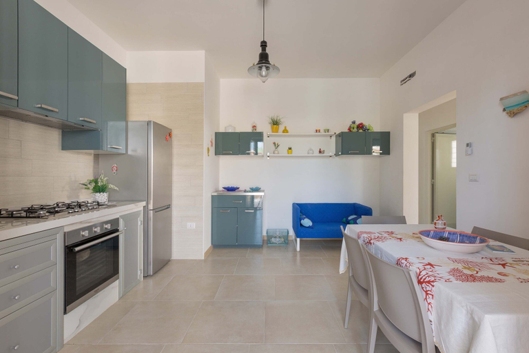 Dining room, 2126 Villa Ippocampo - Appartamento Blu by Barbarhouse, Taranto