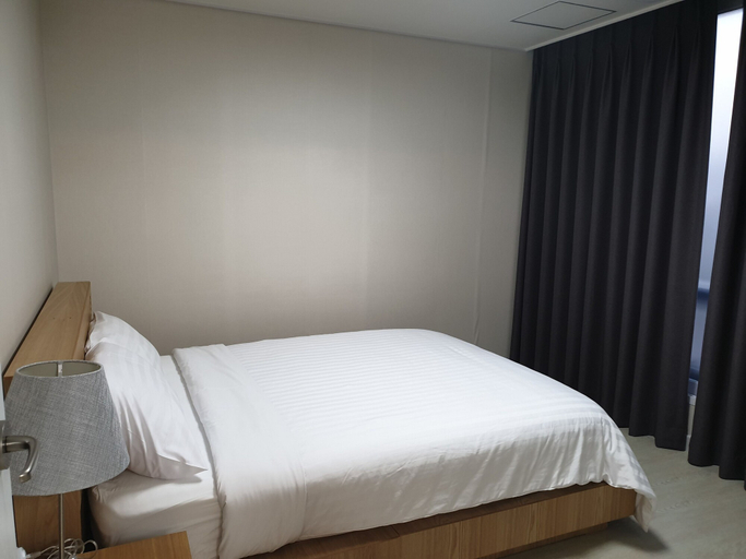Bedroom 3, Geoje Residence, Geoje