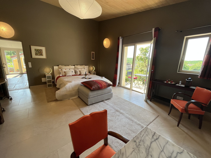 Bedroom 3, Chenevieres d'en Haut, Yonne