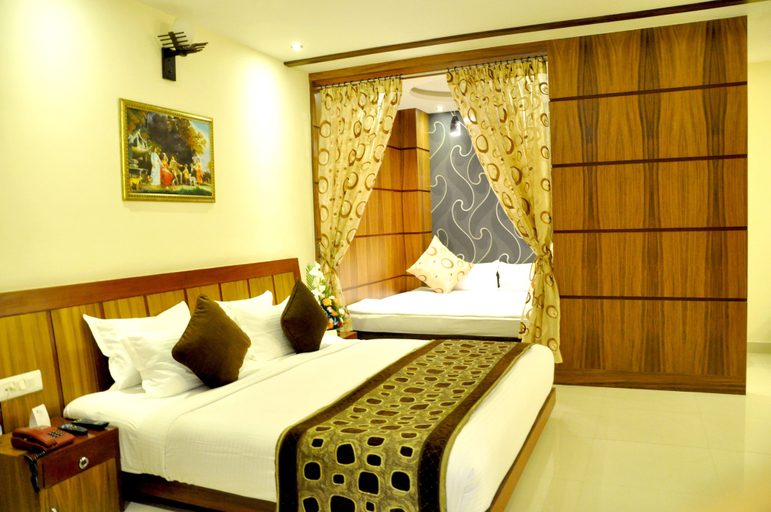 Bedroom 1, B K Castles, Jabalpur