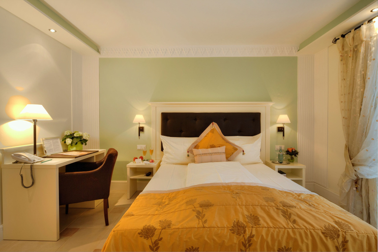 Bedroom 5, Boutiquehotel La Casa, Tübingen