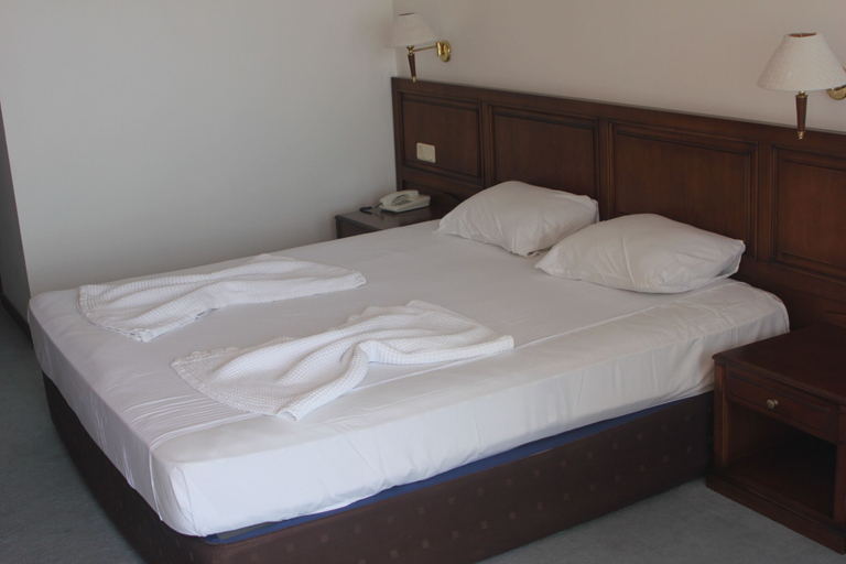 Bedroom 3, Grand Sahin's Hotel, Kuşadası