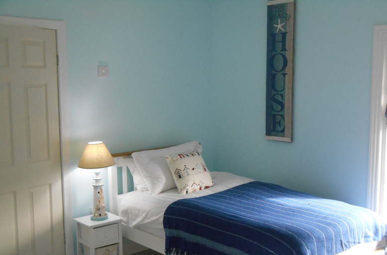 Bedroom 2, The Glenroy, Blackpool