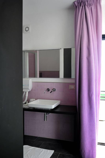 Bathroom 4, B&B Bellavista, Barletta-Andria-Trani