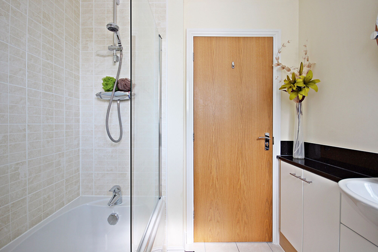 Bathroom 3, Bullfinch, Bracknell Forest