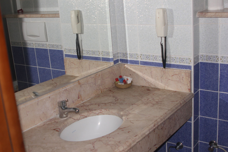 Bathroom, Grand Sahin's Hotel, Kuşadası