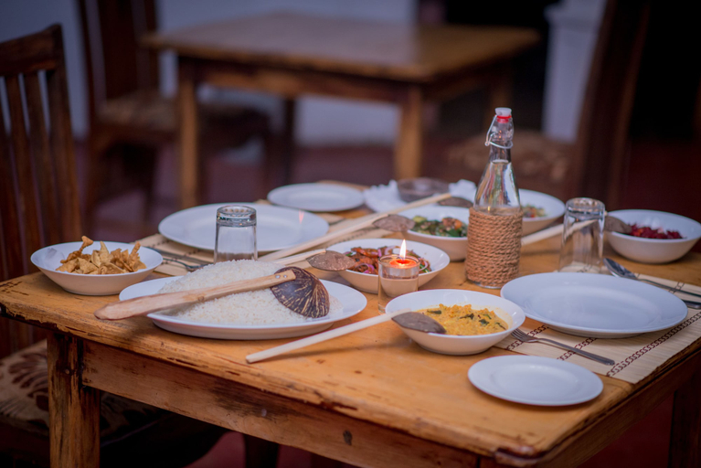 Food & Drinks 5, Apsaras Resort Sigiriya, Dambulla