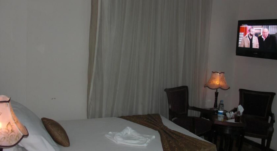 Bedroom 3, Cairo plaza Guest House, Unorganized in Al Jizah