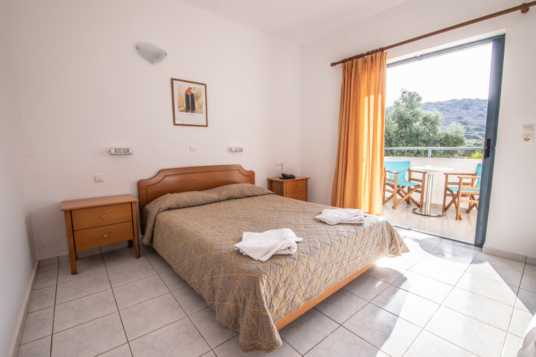 Bedroom 4, Angelika Aparthotel, Crete