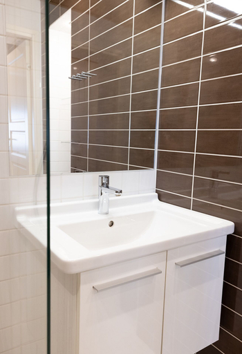 Bathroom 4, 2ndhomes Beautiful 94m2 2BR Home w Sauna, Uusimaa