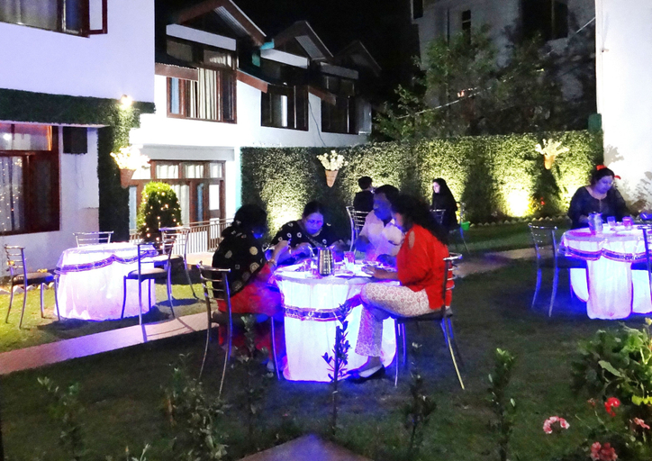 Food & Drinks 4, Hotel Vintage, Kullu