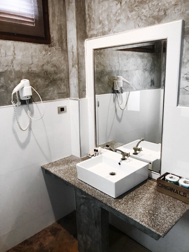 Bathroom 4, In Touch Resort, Ko Phangan