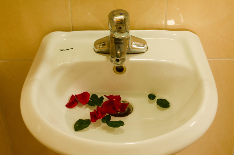 Bathroom 4, Nhu Phu Hotel, Huế