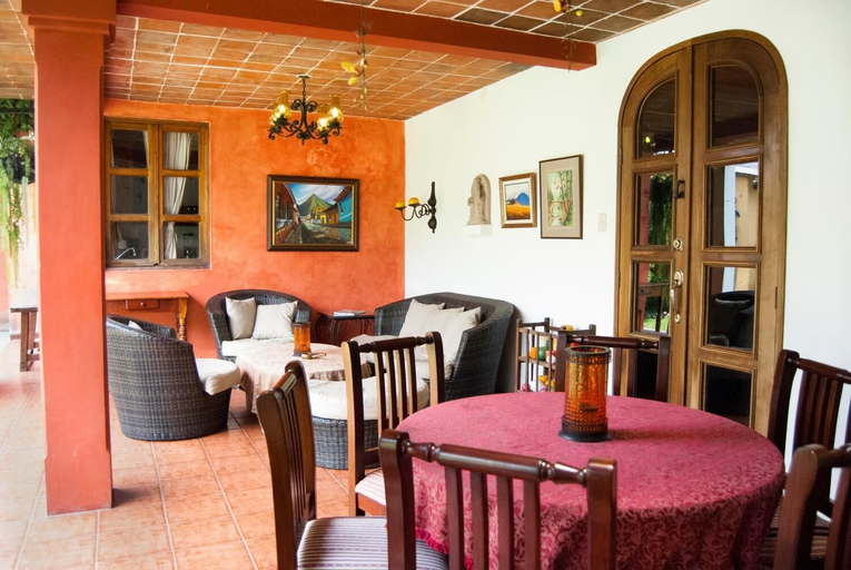 Food & Drinks, Villa Santa Ana Guatemala, Antigua Guatemala