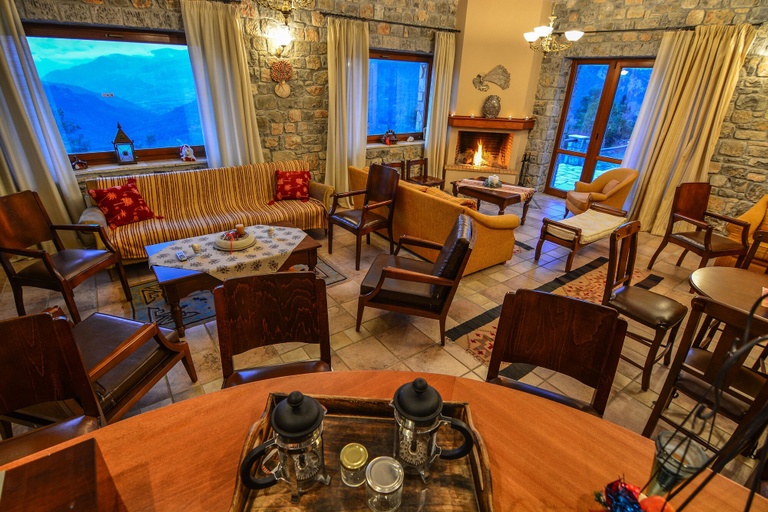 Food & Drinks 4, Karyatis Resort, Peloponnese