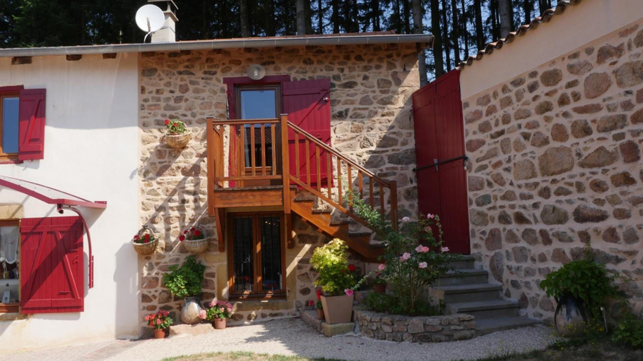 Exterior & Views 2, Ferme des Entremains, Rhône