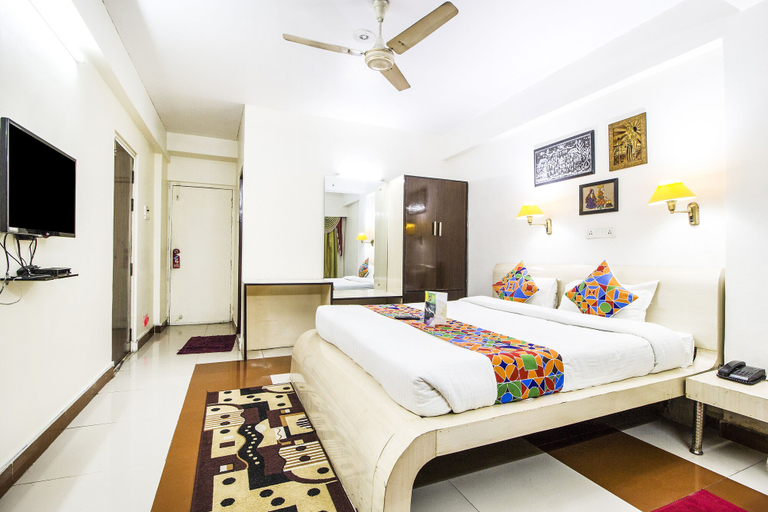 Bedroom 3, FabHotel Mayfair Inn, Kanpur Nagar