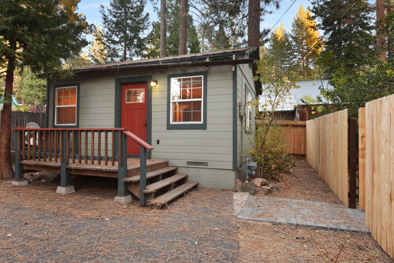 Exterior & Views, 8689 Rainbow Studio, Placer