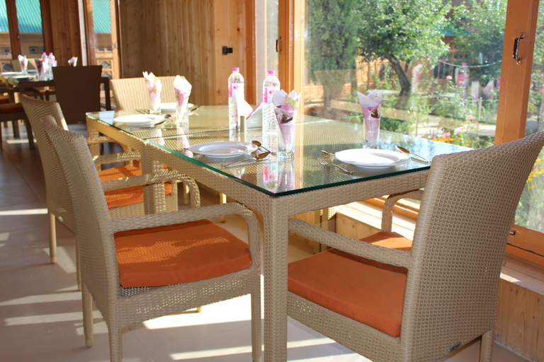 Food & Drinks 5, Nigeen Lake View Resort, Srinagar