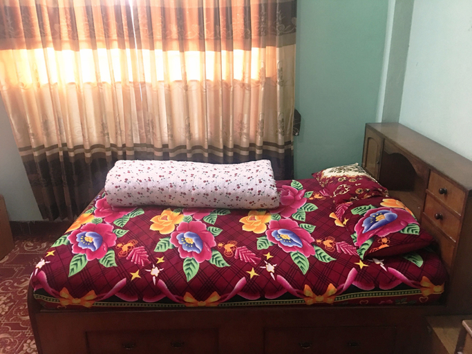 Bedroom 3, Sara's Backpackers Hotel, Bagmati